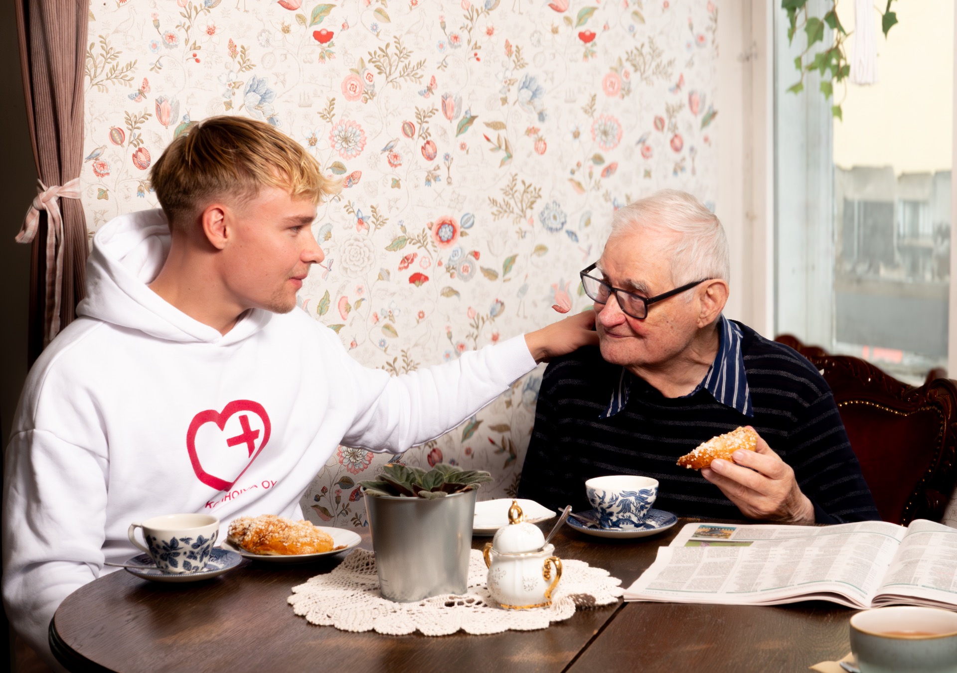 Inhimillistä kotihoitoa.